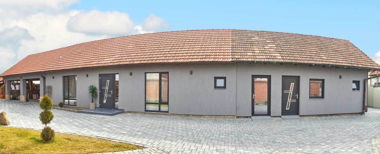 Apartament Tango La Casa Piano House ,Cu Parcare Alba Iulia Exterior photo